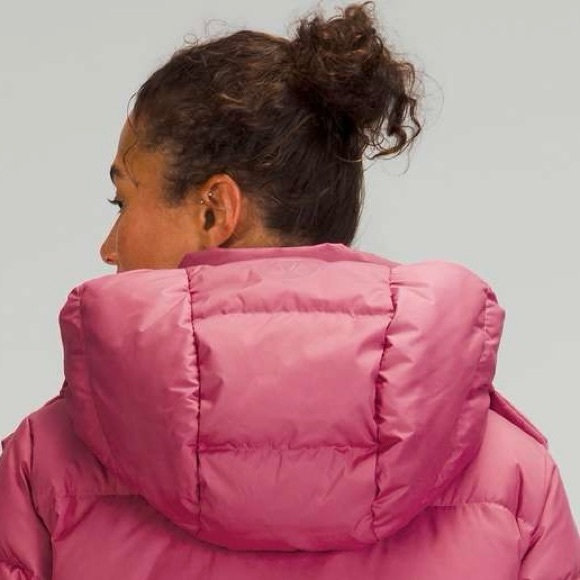 Lululemon Wunder Puff Hood - Picture 2 of 11